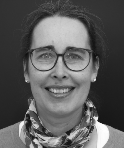 Porträttbild på Maria Sjölund